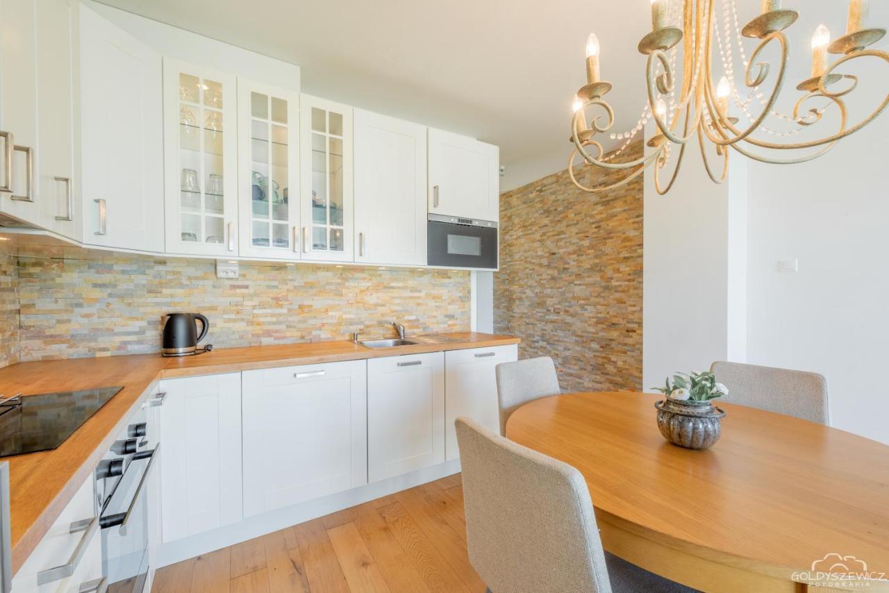 Horyzont Apartamenty -Apartament Willa Karl- Blisko Centrum Kolobrzeg Luaran gambar